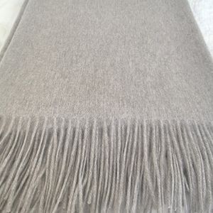 555-GRAM CASHMERE THROW
